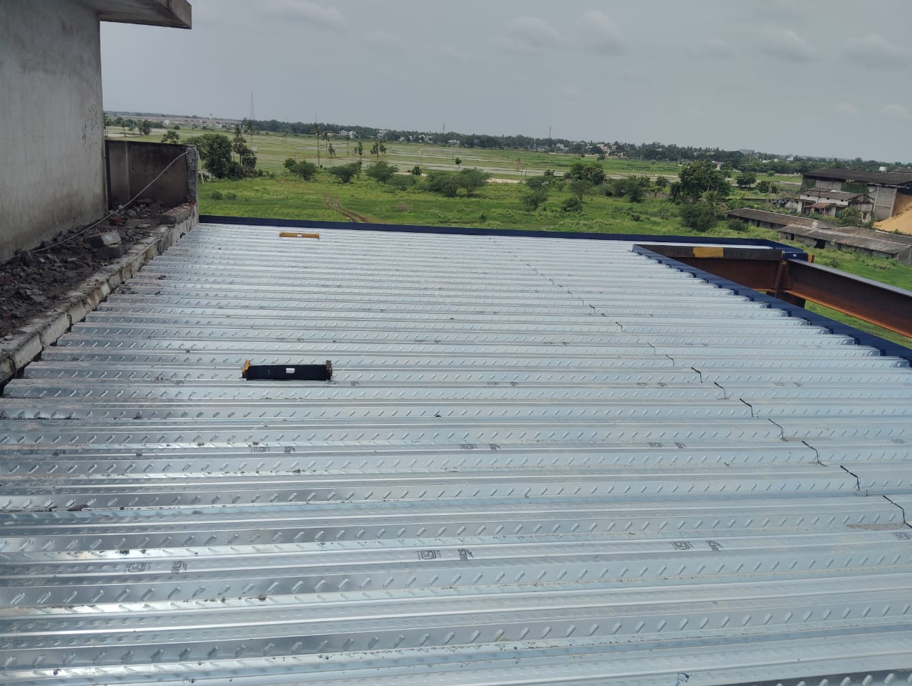 Deck slab and structure application example 1